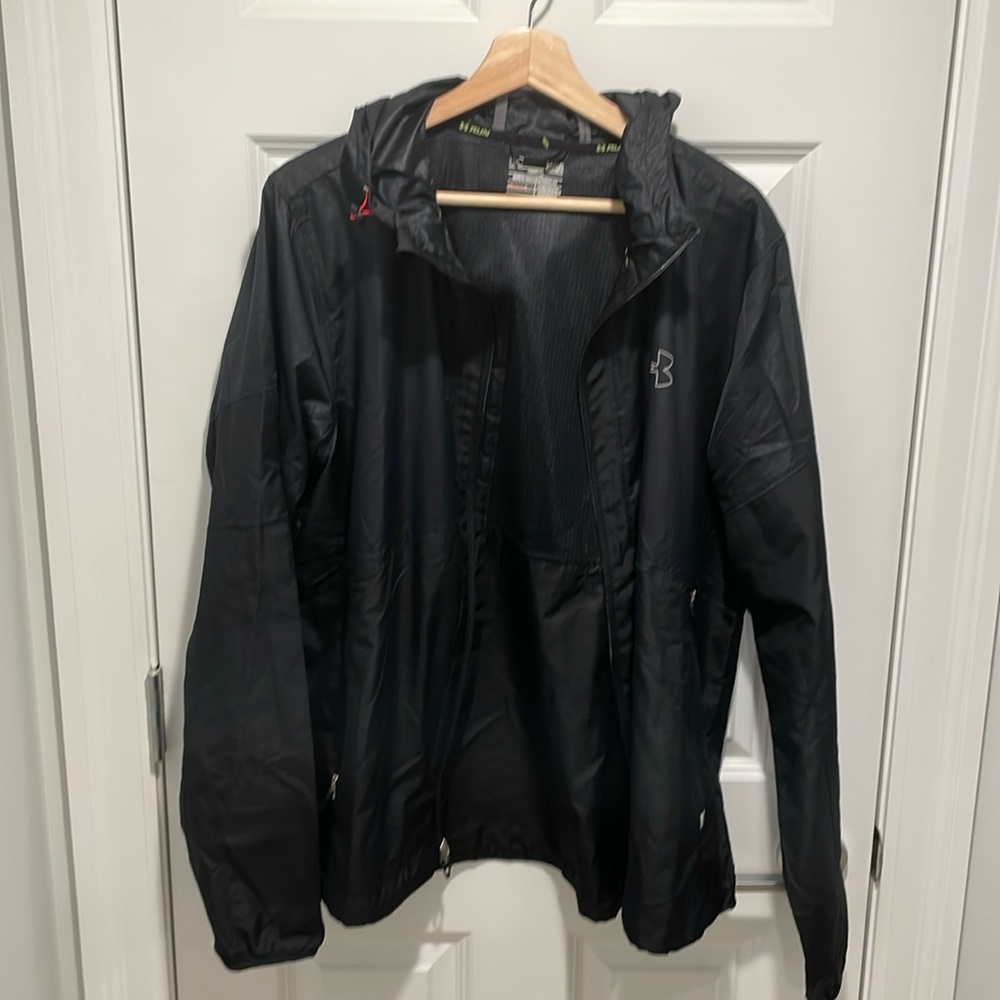 Under Armour Hooded Running Jacket in Black